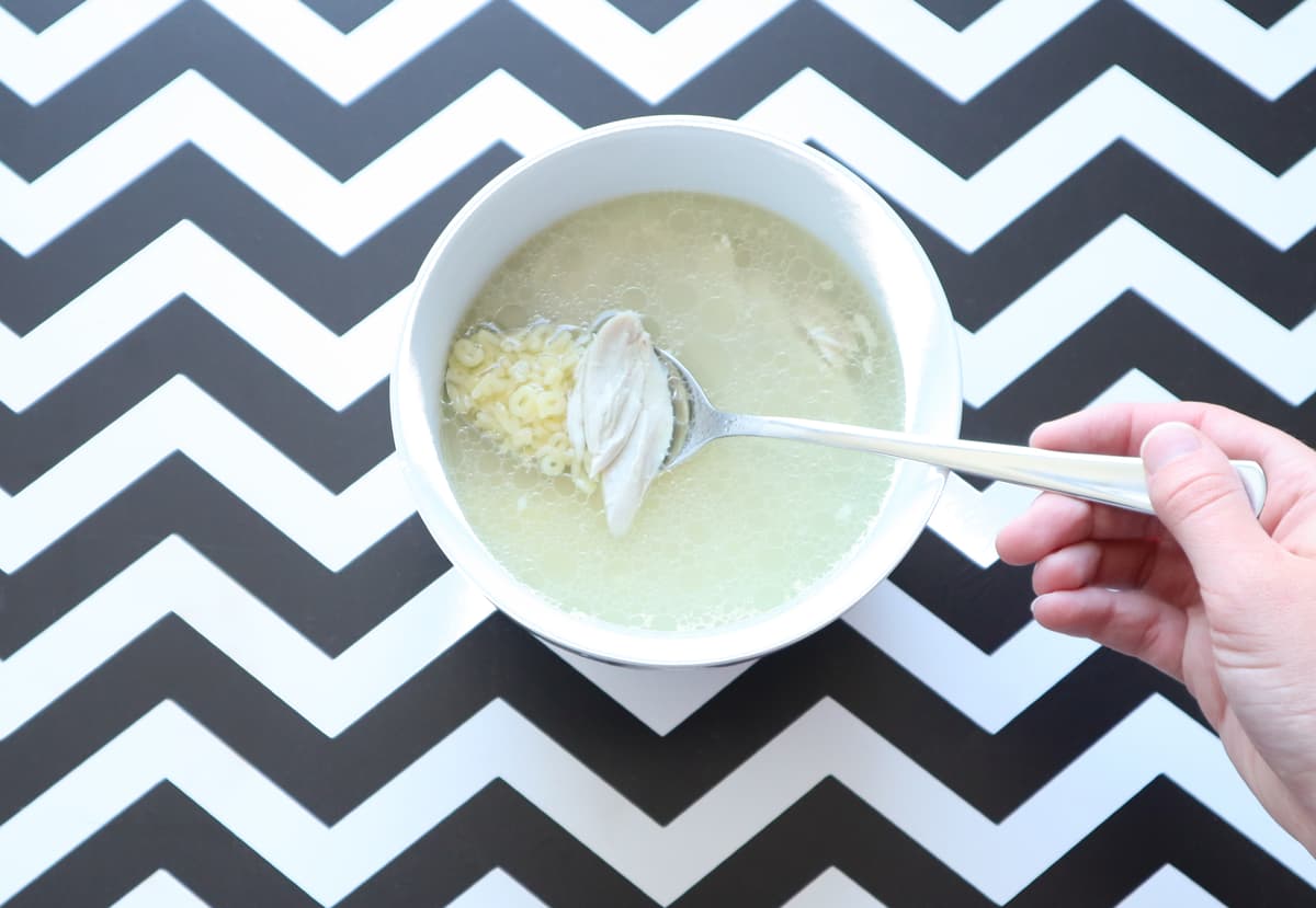 Hühnersuppe - mit Nudeln - Glutenfreies Rezept von maximalfannitastisch